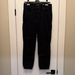 Level 99 Black Lily Crop Jeans